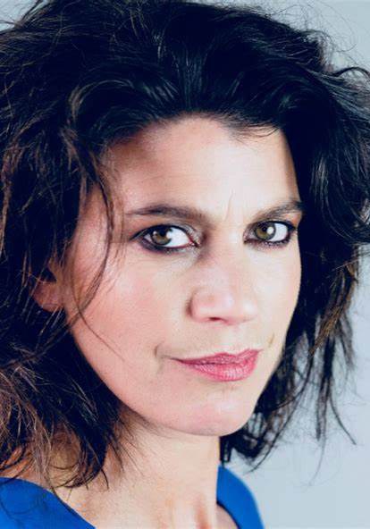 约瑟芬·戴维森 Josephine Davison