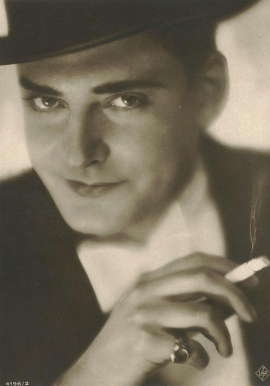 哈里·哈姆 Harry Halm