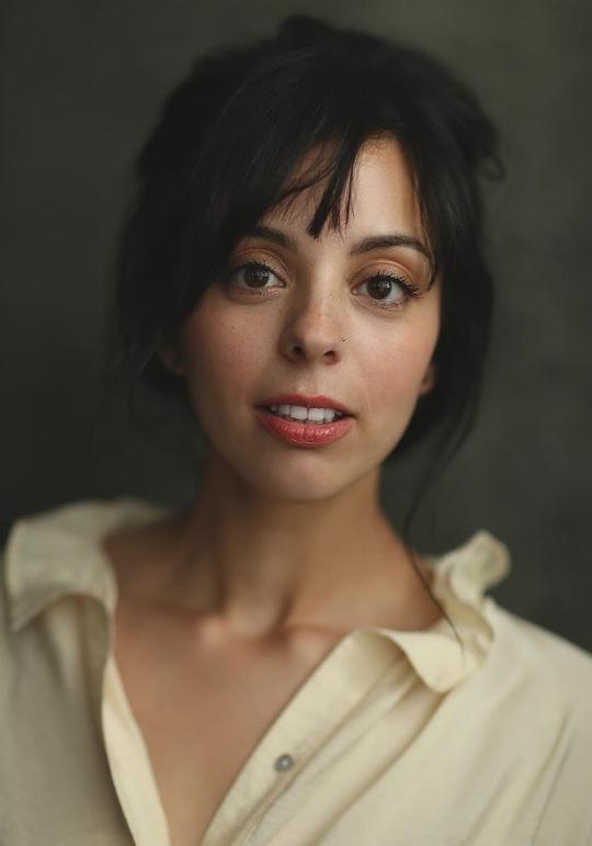 索菲亚·费里西亚诺 Sophia Feliciano