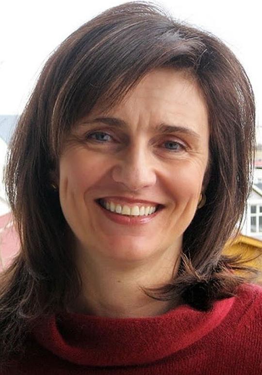 阿斯蒂斯·托罗德森 Ásdís Thoroddsen