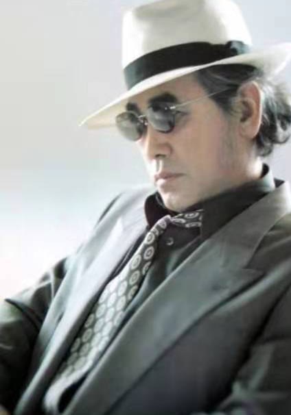 室田日出男 Hideo Murota