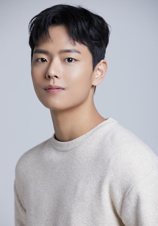 郑雨珍 Jung Woo Jin