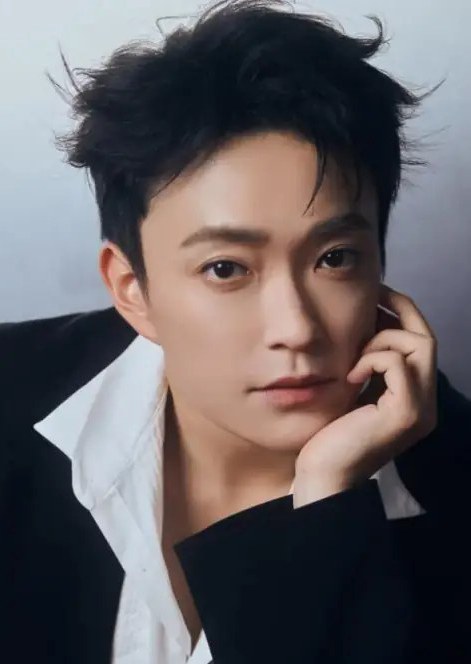 杨云屾 Yunshen Yang