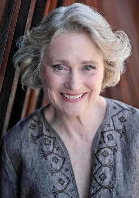 玛吉·麦科米 Maggie McOmie