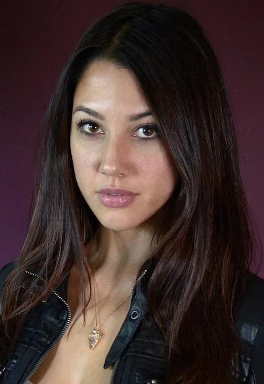赛拉·林奇 Ceara Lynch