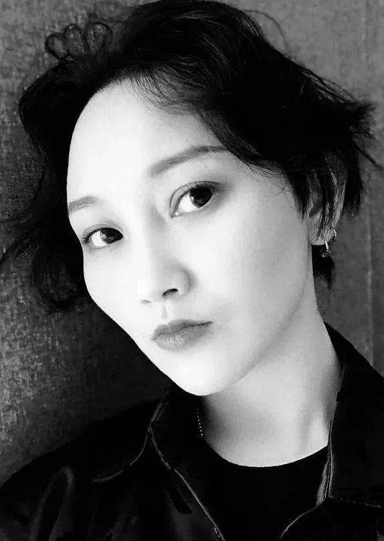 史晓僮 Xiaotong Shi