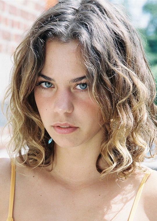 莎乐美·德瓦斯 Salomé Dewaels