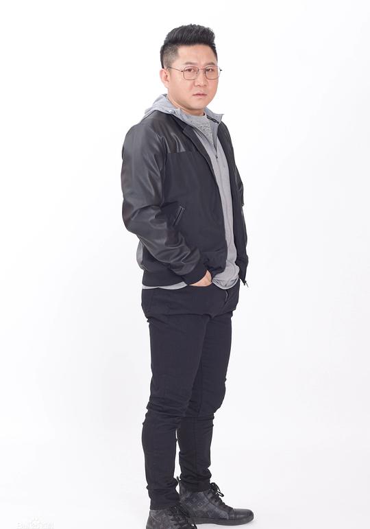 梁栋才 Dongcai Liang