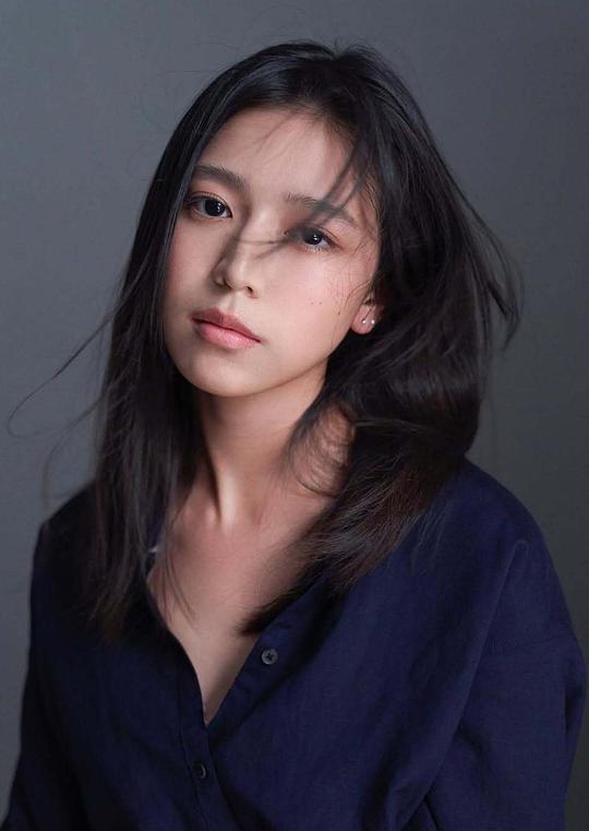 陈孟琪 Emilia Chen