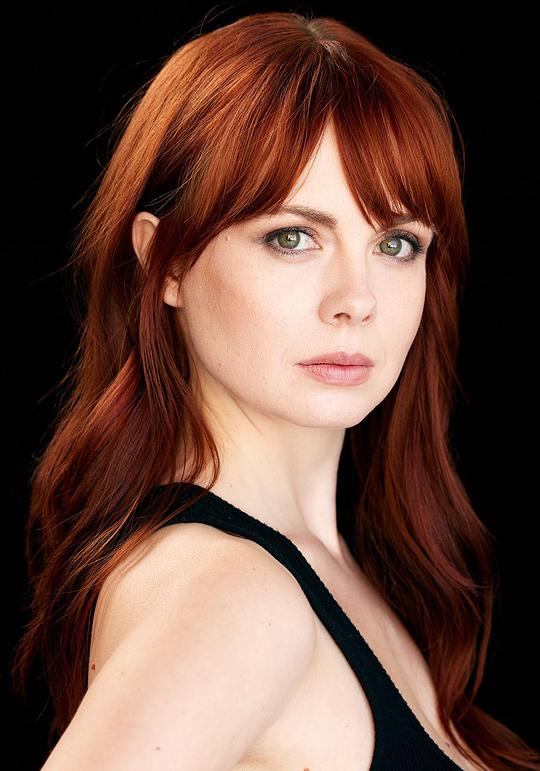 凯兰崔尔·斯蒂尼曼 Galadriel Stineman