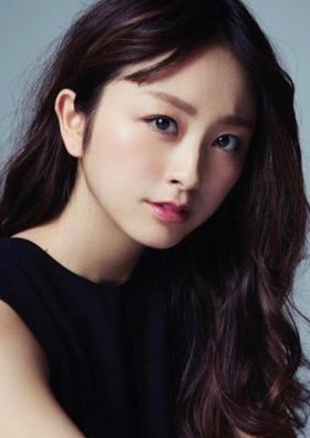 荒井レイラ Reira Arai