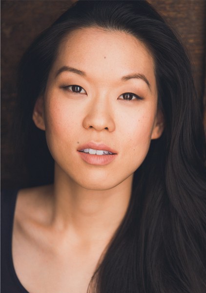 洁娜·易 Jeena Yi