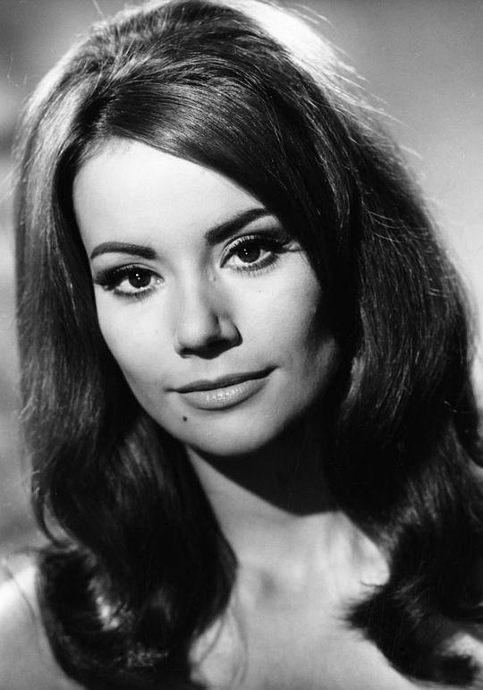 克劳迪娜·奥格尔 Claudine Auger