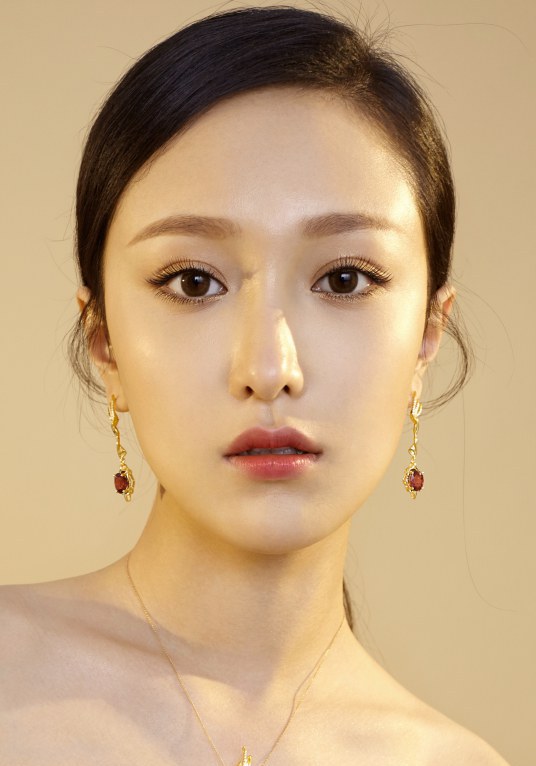 宋美儿 Meier Song