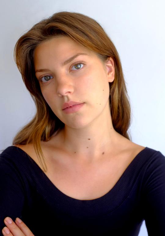 凯瑟琳·梅塞尔 Catherine Missal