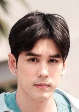 查亚鹏·本纳格 Chayapol Bunnag