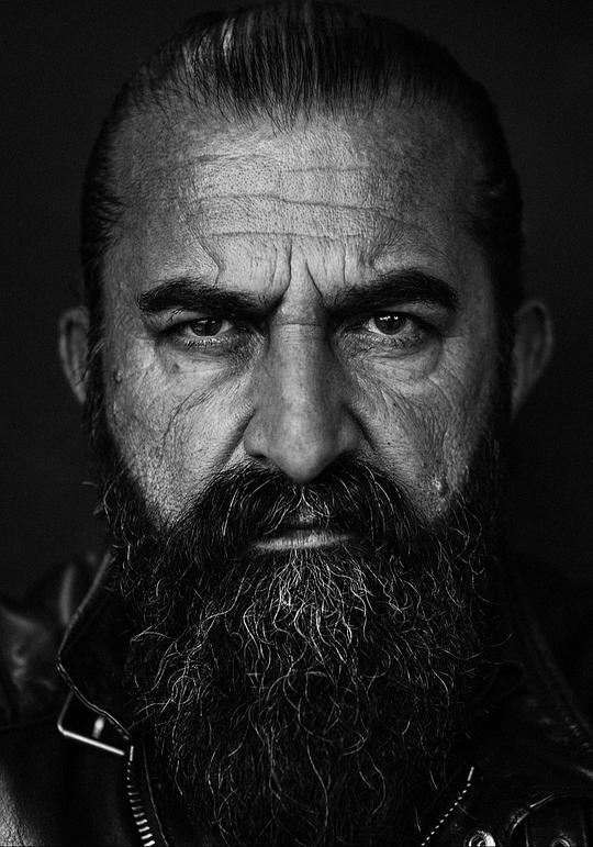 卡齐姆·德米尔巴斯 Kazim Demirbas