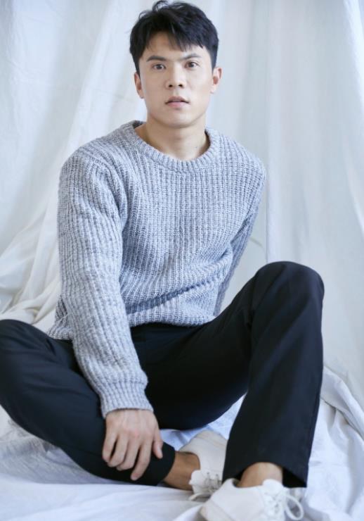 王振威 Zhenwei Wang