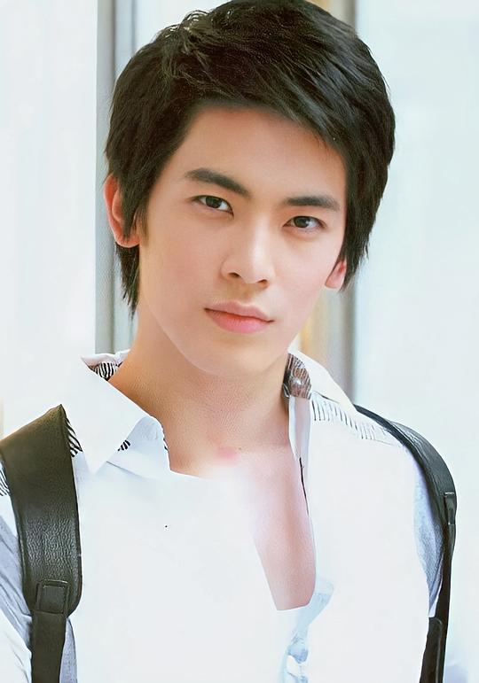 颂恩·宋帕山 Yuke Songpaisarn