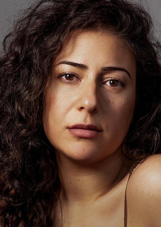纳丁·马卢夫 Nadine Malouf