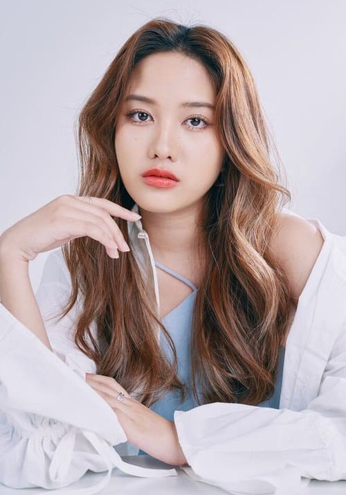 莎露彩·查金哈 Sarocha Chankimha