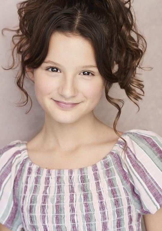 海莉·勒布郎 Hayley LeBlanc