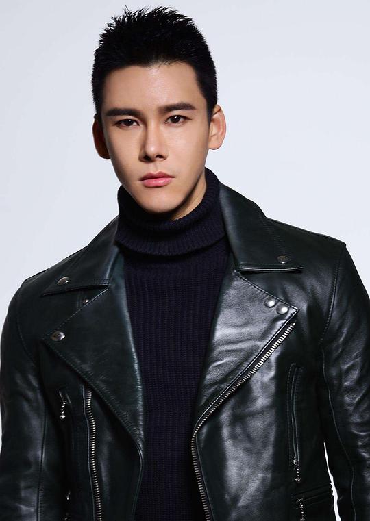丁汇宇 Huiyu Ding