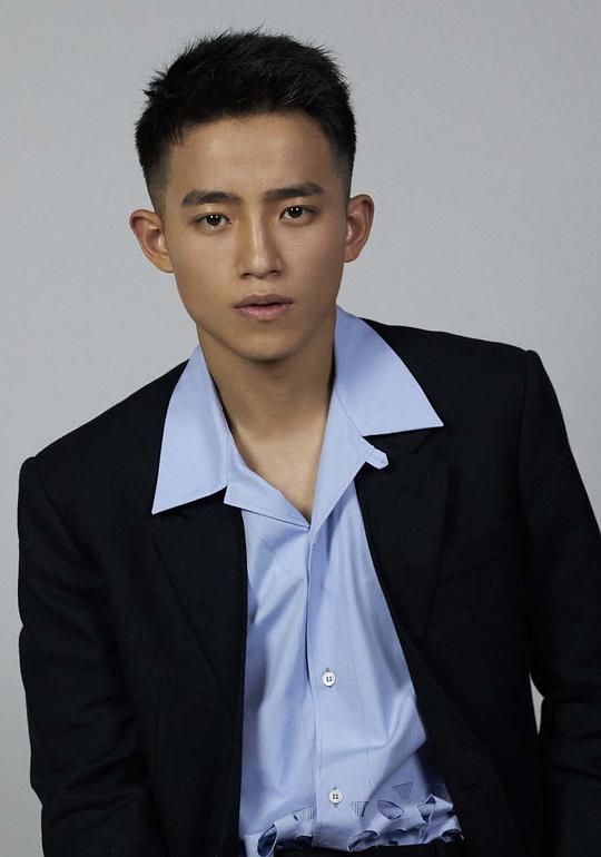 周政杰 Zhengjie Zhou