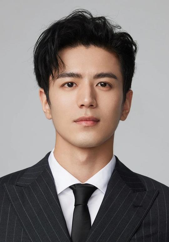 李九霖 Jiulin Li