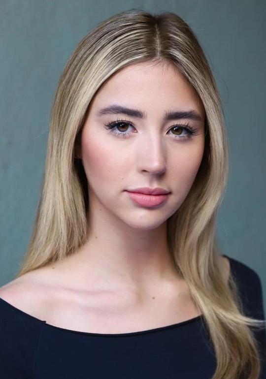 斯嘉丽·史泰龙 Scarlet Rose Stallone