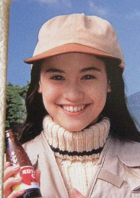 大村真有美 Omura Mayumi