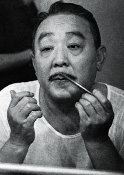 梁醒波 Sing-Po Leung