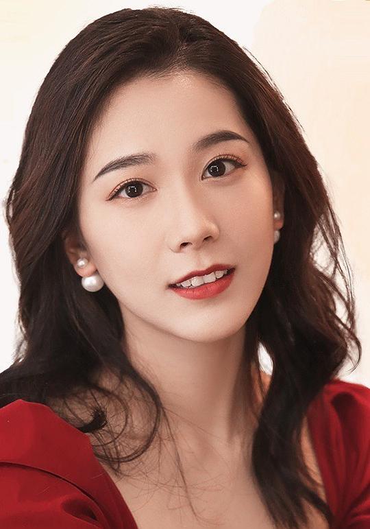 韩晴 Qing Han