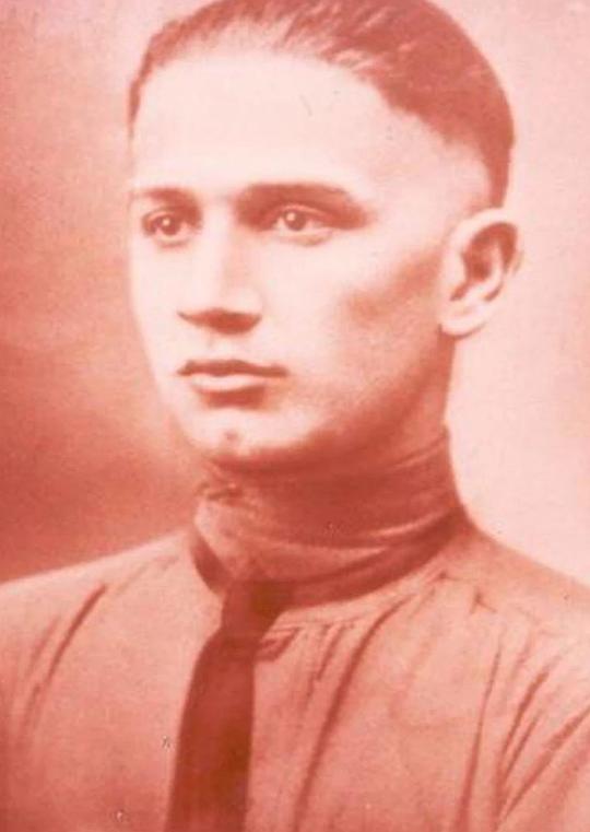 卡迈恩·佛雷斯塔 Carmine Foresta