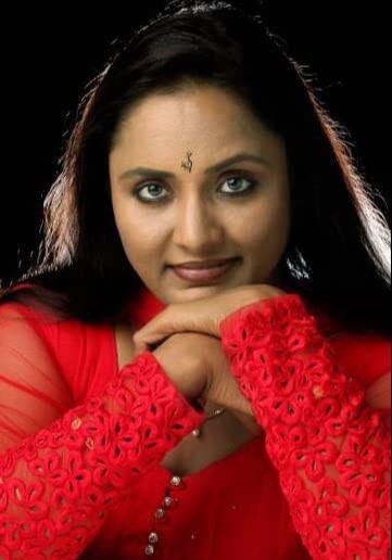 尼莎·萨朗 Nisha Sarangh