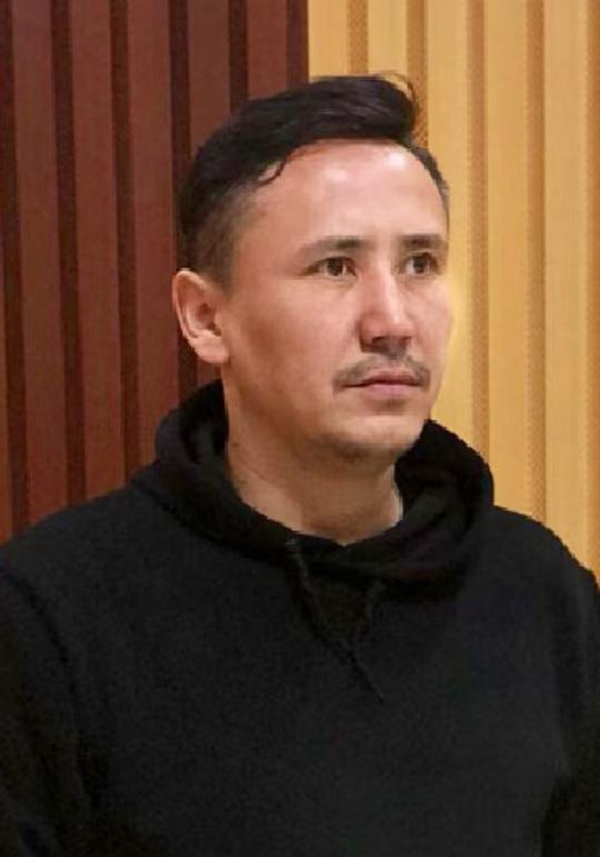 恰力哈尔·哈布里汉 Qarihal Hablihan