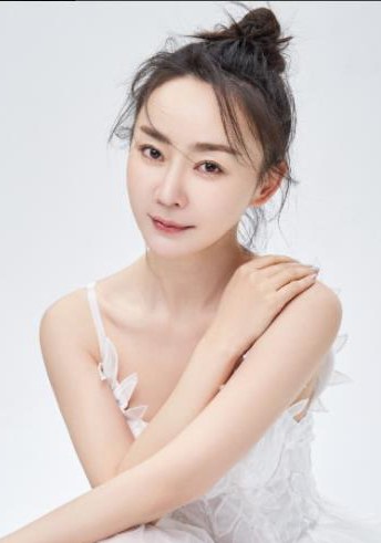 蔡静一 Yijing Cai