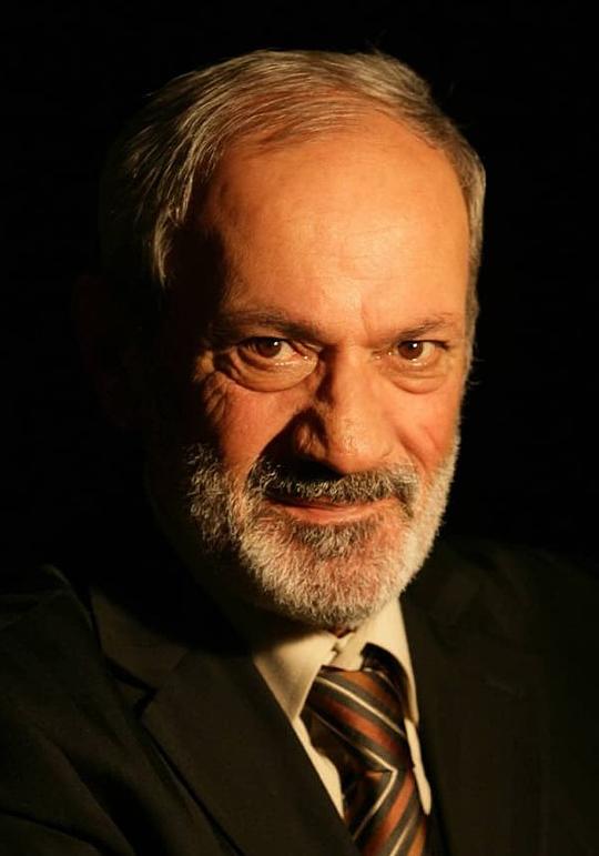 梅廷·塞克梅斯 Metin Çekmez