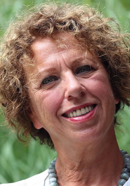 保拉·蒂齐亚娜·克鲁恰尼 Paola Tiziana Cruciani