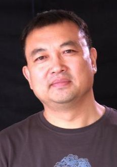 杨真 Zhen Yang