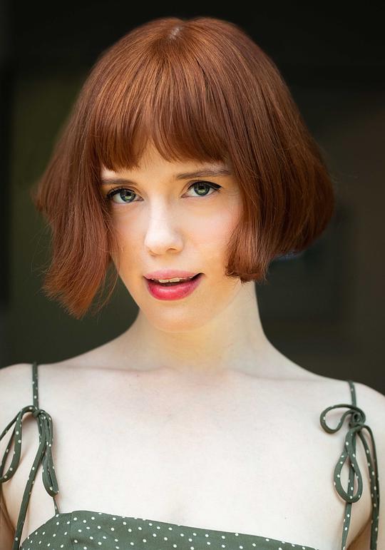 麦德琳·哈维 Madelline Harvey