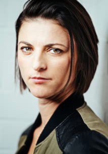 卡尔利·里斯 Carly Rees