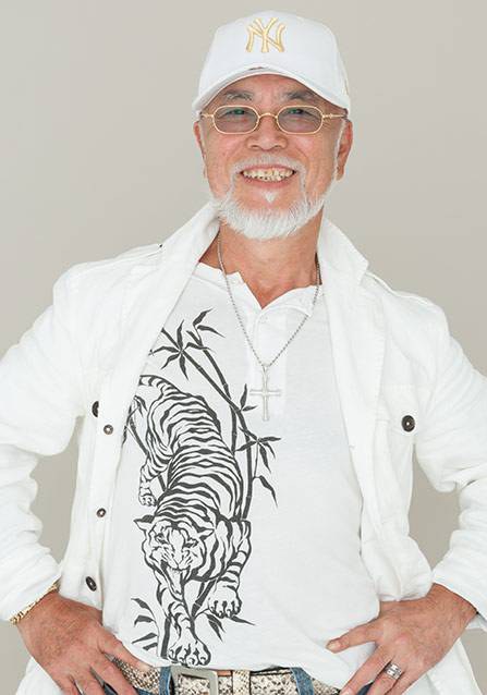 内海贤二 Kenji Utsumi