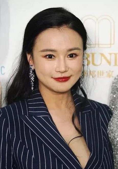 冉莹颖 Yingying Ran
