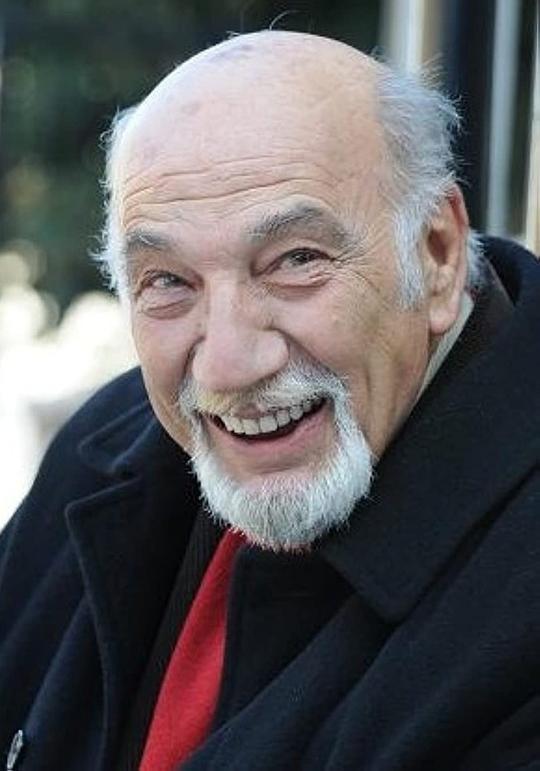 伊尔马兹·格鲁达 Yilmaz Gruda