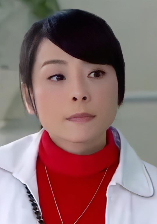周资君 Tzu-chun Chou