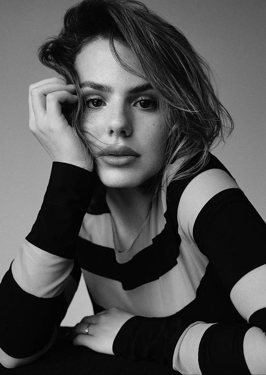 露比·欧·菲 Ruby O. Fee