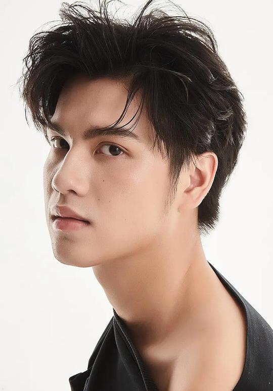 纳塔里·瓦拉功勒希 Natarit Worakornlertsith