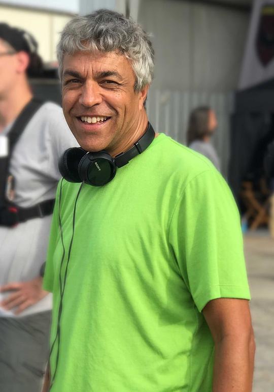 亚历克斯·皮莱 Alex Pillai