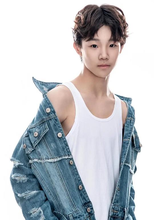 边少帅 Shaoshuai Bian